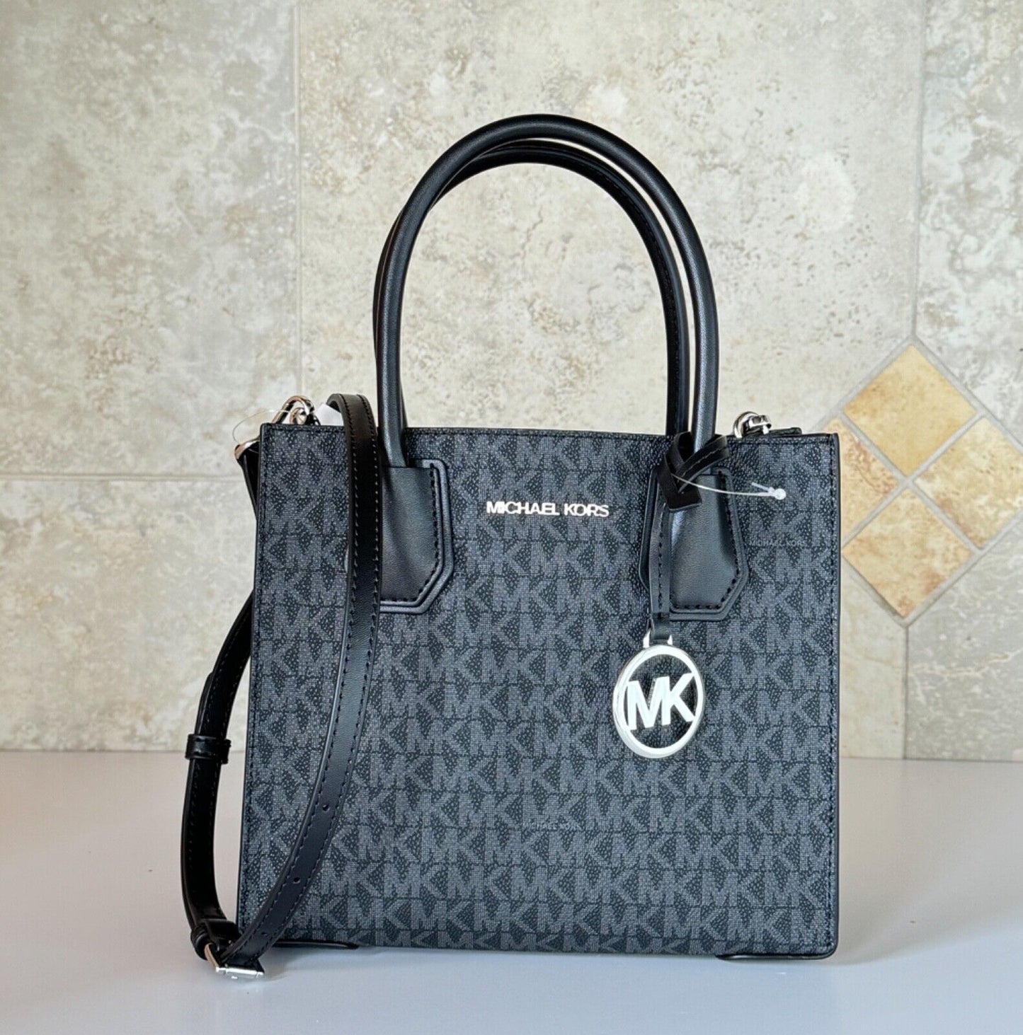 Michael Kors MERCER Medium Purse