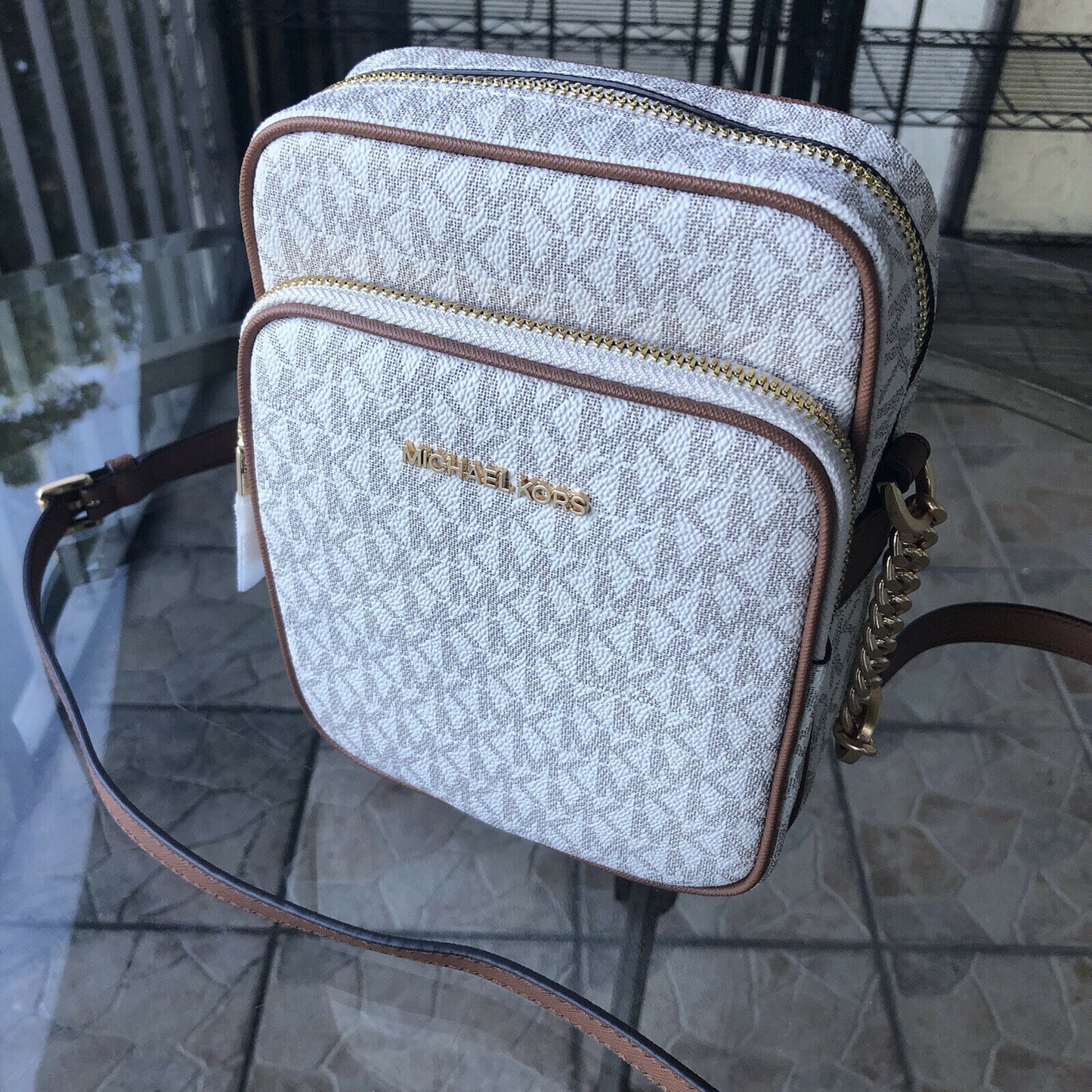 Michael Kors Crossbody Messenger Purse